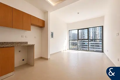 Low Floor | Prime Location | Vacant