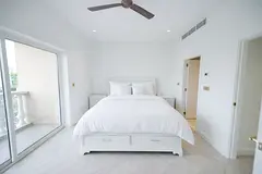 Master Ensuite Bedroom  with Private Living Space
