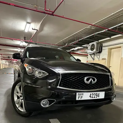 Infiniti QX70 2018 - GCC - Mint Condition