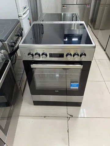 Stainless Steel Freestanding Electric Cooker with Ceramic Hob and Oven
