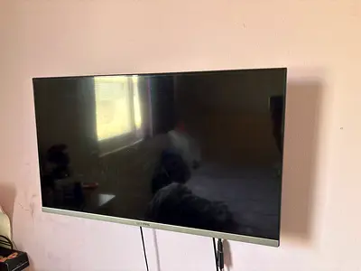 TV 32inch