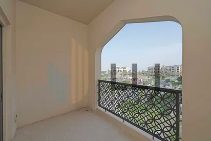Beautiful 3 BR with Maids room and Community View