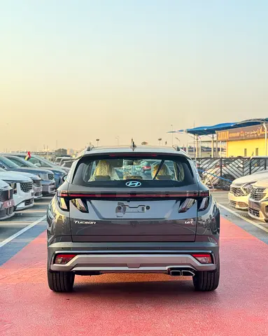 صورة 4 لـ 2025 Hyundai TUCSON