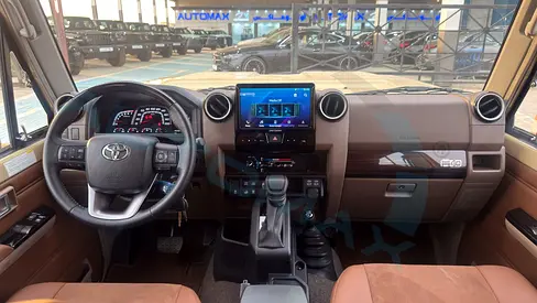 2025 Toyota LAND CRUISER 照片 2