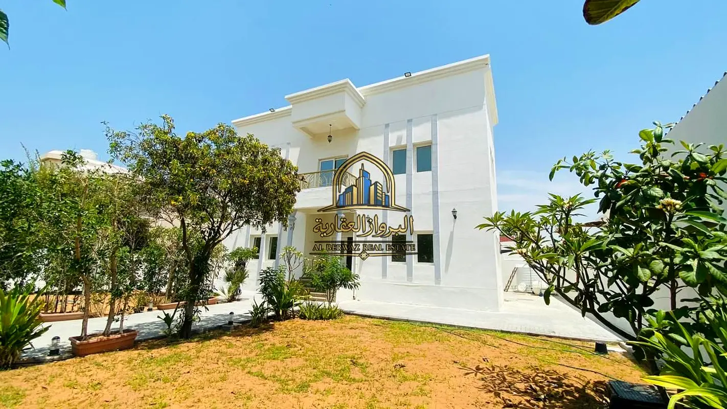 Luxurious 5BR villa| With Majlis+Maidroom & Big Garden | Only 120