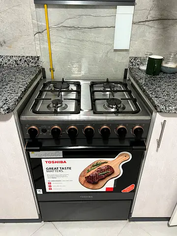 Toshiba 60x60 Cm, 4 Burner Gas Cooking Range Stainless Steel Top And Front TBA-24BMG4G089KS-SA Black