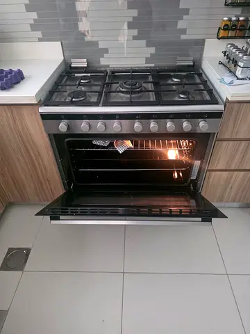 Siemens brand cooker full gas 5 burner 90/60 cm