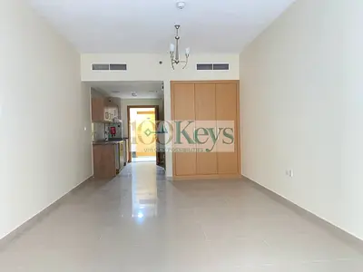 Spacious Studio | Budget Friendly | Balcony | Parking