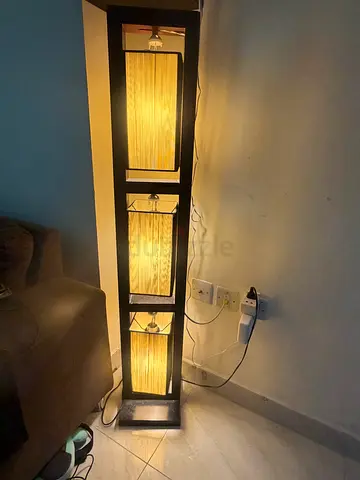 standing light
