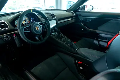 2025 Porsche 718 缩略图 12