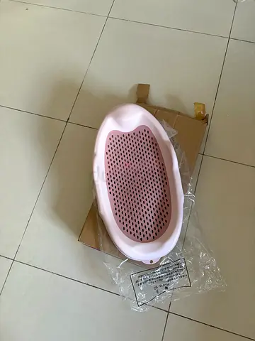 Light Pink Baby Bath Tub with Non-Slip Insert