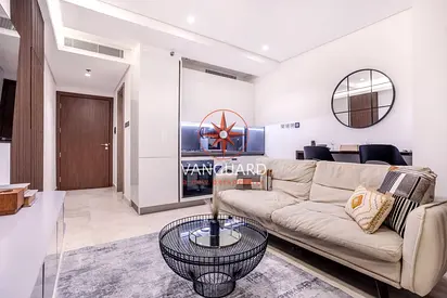 FULLY FURNISHED | READY TO MOVE IN | UPGRADED