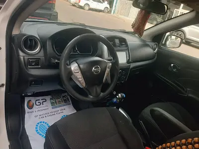 2018 Nissan VERSA 照片 11