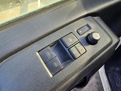 2026 Toyota HIACE 照片 14