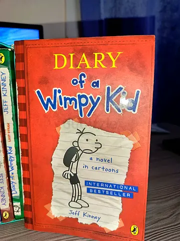 Diary of a Wimpy Kid - Jeff Kinney (Paperback)