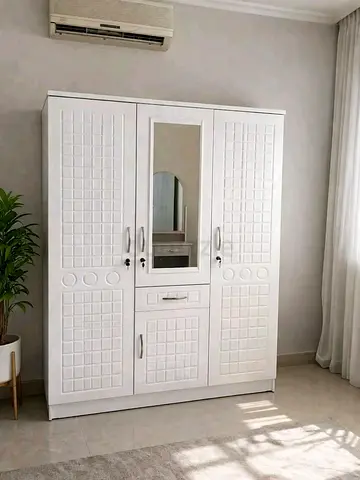 Brand new 3door with mirror made in China 🇨🇳