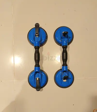 Pair of dual-cup vacuum suction lifters
