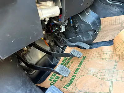 Victory V2 Passenger Van, миниатюра 14
