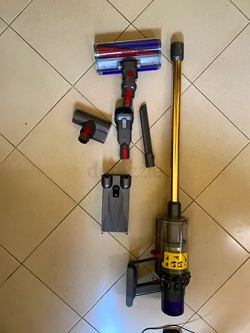 Dyson vacuum sv12 working perfectly