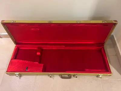 Bass guitar tweed hard case