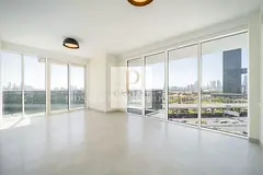 CORNER UNIT| MULTIUPLE ICONIC VIEWS| NEAR METRO|