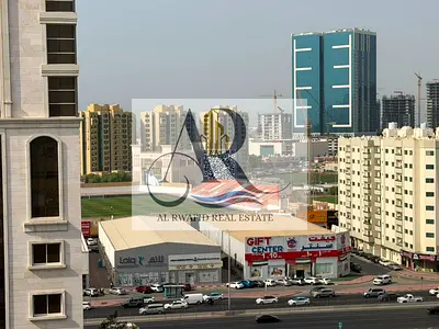 اختيار ذكي بالنعيمية شقة واسعة وتكييف مركزي وموقع مميز