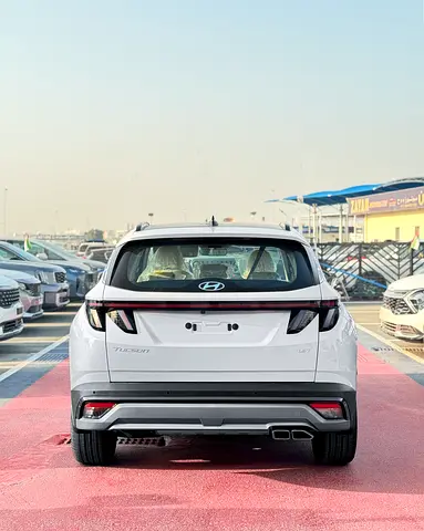 صورة 4 لـ 2025 Hyundai TUCSON