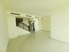 Huge Living Room | Closed Kitchen | Unfurnished
