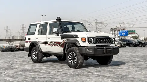 2026 Toyota Land Cruiser LC76 2.8L AT Diesel (White-Brown) Omani
