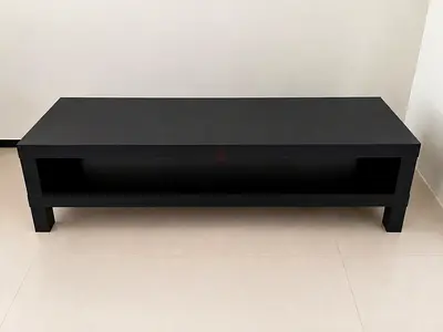 طاولة تلفاز