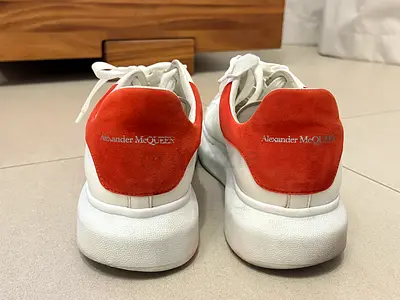 Alexander McQueen white sneakers with red suede heel - size 43 1/2