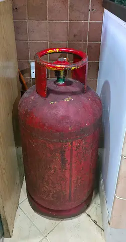 GAS CYLINDER MEDIUM - ( SHARJA )
