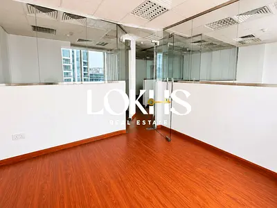 FITTED | PARTITIONED | VACANT | CLOSE TO METRO