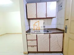 Family studio flat available big size close kitchen split ac close to madina shopping center only 17
