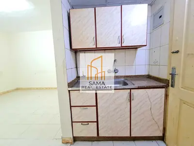 Family studio flat available big size close kitchen split ac close to madina shopping center only 1