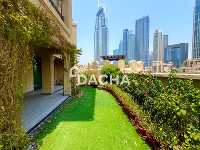 Upgraded | Private Garden | 2 Bedroom + Study