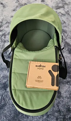 Babyzen YOYO Light green baby carrycot / bassinet