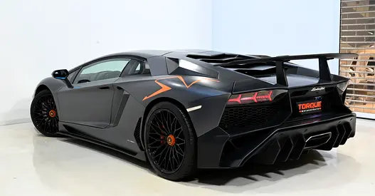 2015 Lamborghini AVENTADOR — миниатюра 8