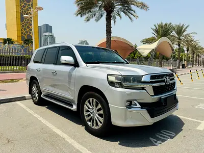 Toyota Land Cruiser GXR Grand Touring Cash, Inhouse & Bank finance