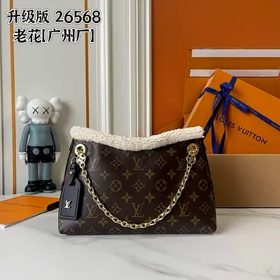 Louis vuitton Carryall BB canvas bag