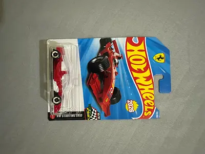 Hot Wheels 2026 Ferrari Formula 1 Race Car - New on Card