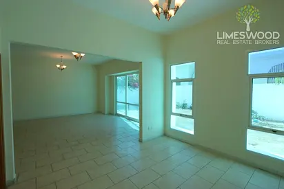 Spacious | Well Maintained Villa with Garden
