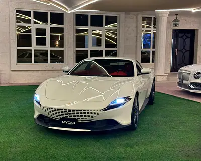 Ferrari Roma FERRARI ROMA ONLY 2200 KM | CARBON PAKET | 360 CAMERA | LAUNCH PERFORMANCE PAKET | SAME