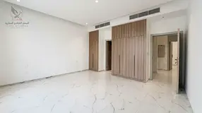 First Tenant Commercial Villa Suitable For Various Activities 6 Master Rooms 8 Baths Built In Wardro