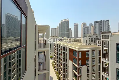 Top Floor | Stunning Island Views | Vacant Now