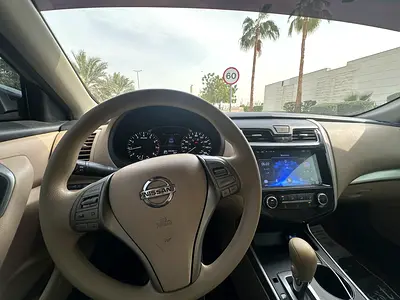 2015 Nissan ALTIMA 照片 4