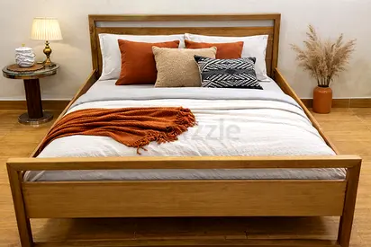 Crate And Barrel Linea ll King Size Bed