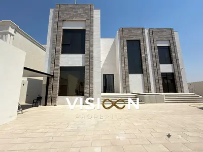 Specious 5BR a new- Modern Villa