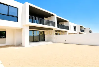 Contemporary Living | Ready To Move | A Must See