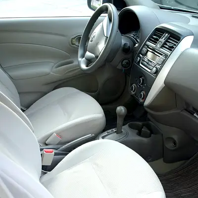 2019 Nissan SUNNY 照片 5